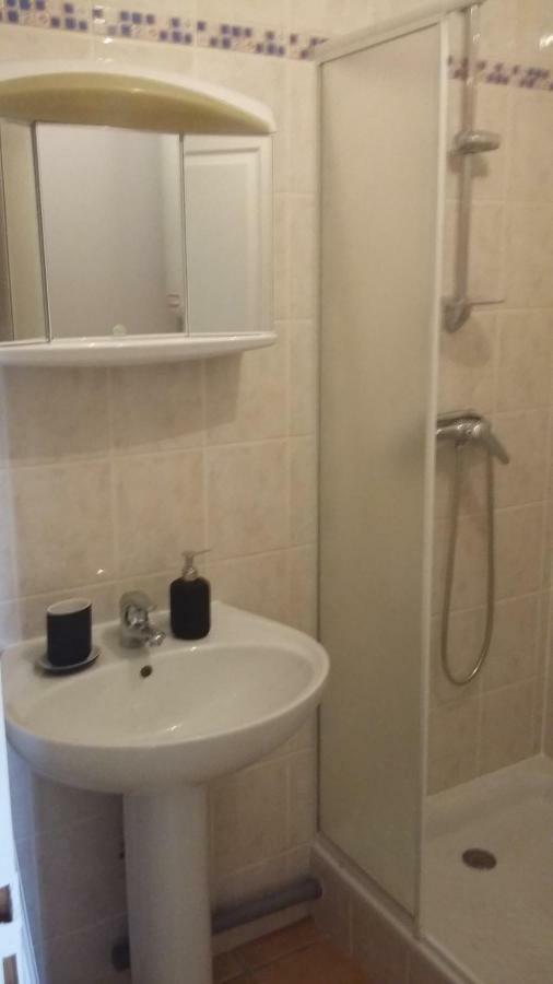 Appartement Dans Propriete Calme En Pleine Nature Charbonnières-les-Bains Zewnętrze zdjęcie